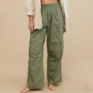 Aerie Easiest Wide Leg Baggy Cargo Pant Elastic Waist Olive Green Medium Long